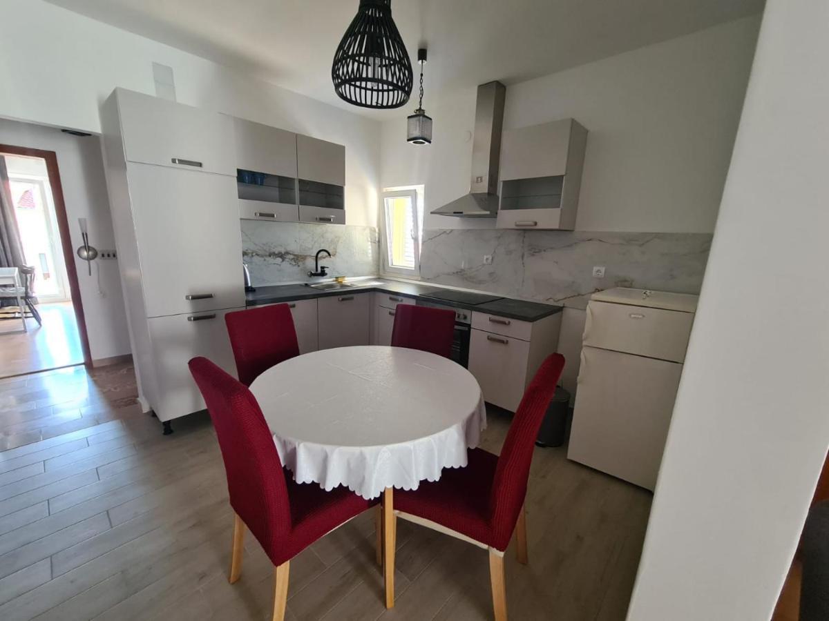 Apartments Figa Оребич Екстер'єр фото